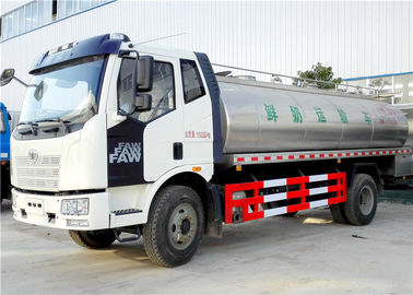 中国 FAW 4x2 6の車輪は輸送のトラック、ミルクのタンク車8000L - 10000L --を搾り出します サプライヤー