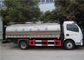 Dongfeng 6の荷車引きはミルクの配達用トラック8000L -承認された10000L ISO 9001 --を絶縁しました サプライヤー