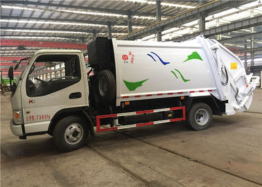 中国 ユーロII RHD JAC 5cbmの廃物のコンパクターのトラック十分に密封される5000リットル サプライヤー
