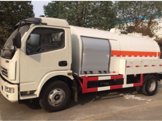 購入 5CBM - 35CBM Bobtail LPGのトラック、承認される5000Lプロパン・ボンベのトラックISO 9001 オンライン製造